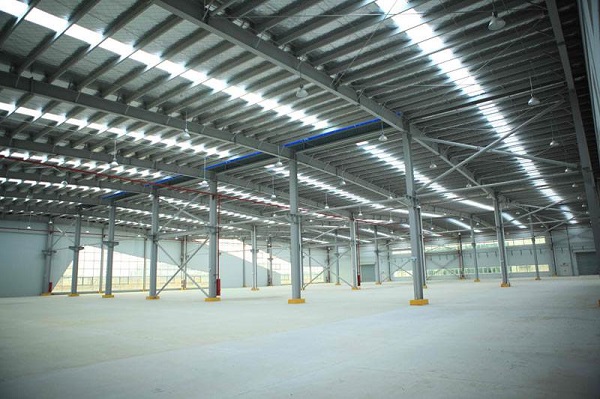 鋼結構廠房為什么能抗震,原來全靠它支撐