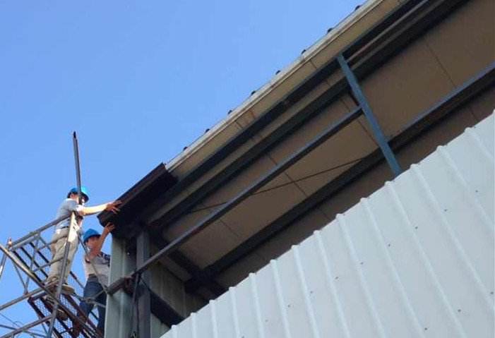 鋼結(jié)構(gòu)廠房圍護(hù)系統(tǒng)天溝,這樣做才算好